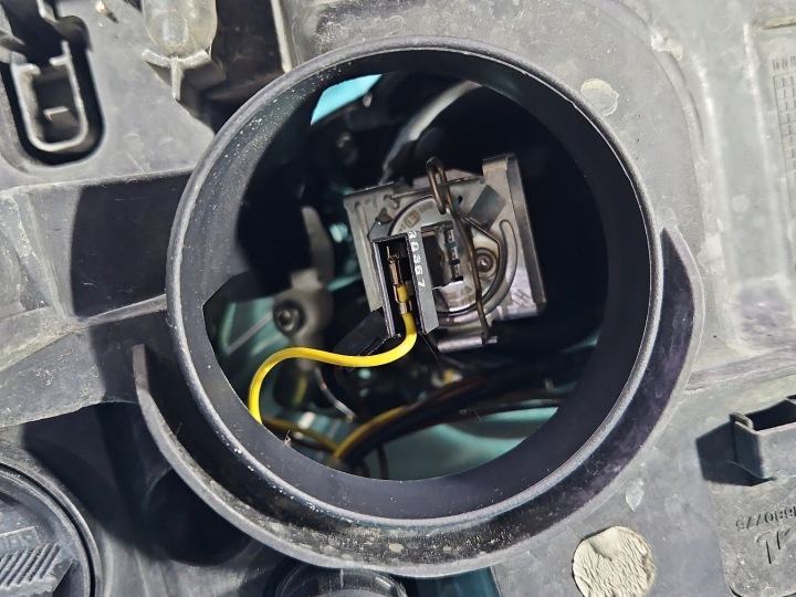 PROJECTEUR DROIT AL PHARE AVANT FIAT BRAVO II 2 EUROPE