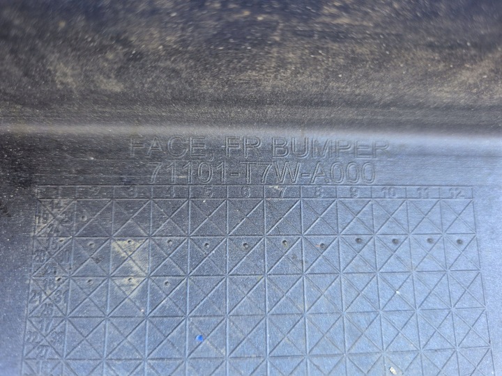 HONDA HRV II 15- PARE-CHOCS AVANT GRILLE HR-V