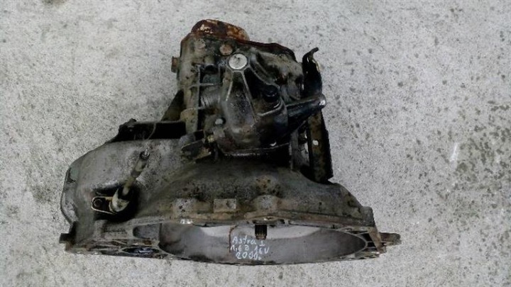 BOÎTE DE VITESSES OPEL ASTRA F 1,6B 90400197