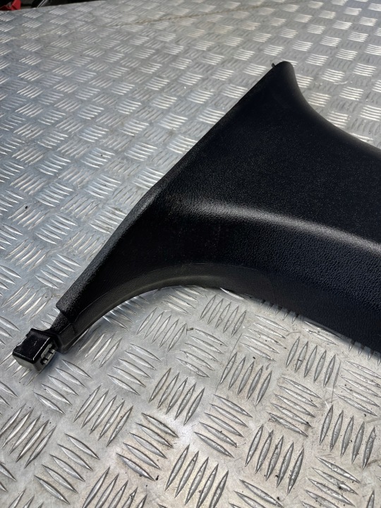 BMW X5 F15 PROTECTION MONTANTS B DROITE 735430603