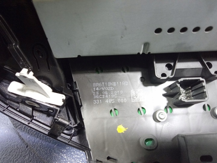 FORD FIESTA MK7 08- RADIO D'USINE CD AA6T18C815AC