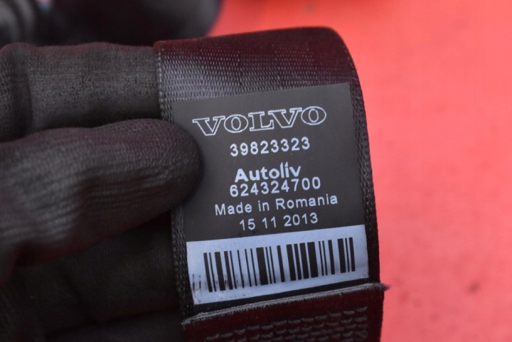 CEINTURE DE SÉCURITÉ DROIT ARRIÈRE TENDEUR 39823323 VOLVO V60 1 I LIFT 13-20