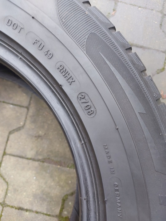PNEUS HIVERNAUX MICHELIN PRIMACY ALPIN PA3 215/60R16