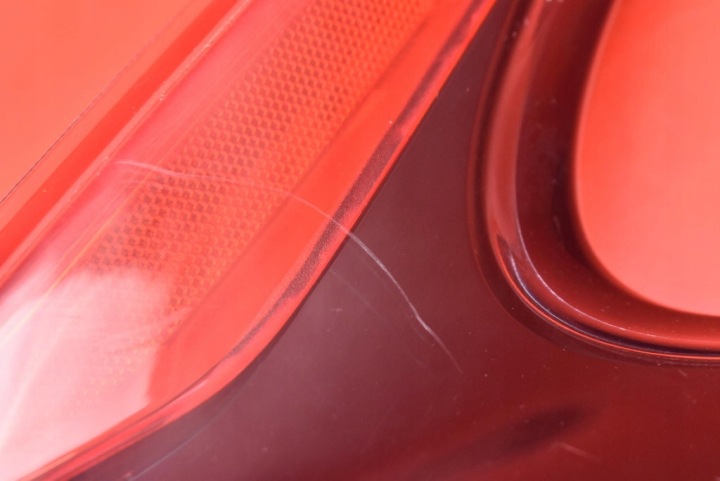 NISSAN JUKE I F15 LIFT 14-19R PHARE DROITE ARRIÈRE