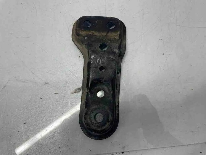 AUTRE PIÈCES SUSPENSIONS VW TIGUAN (AD1) 5Q0199518E 1.5L GASOLINE 110KW 2022