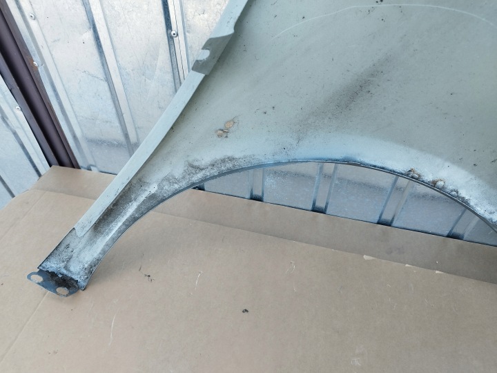 AILE GAUCHE AVANT OPEL MERIVA B II 2010-2013 COULEUR Z179