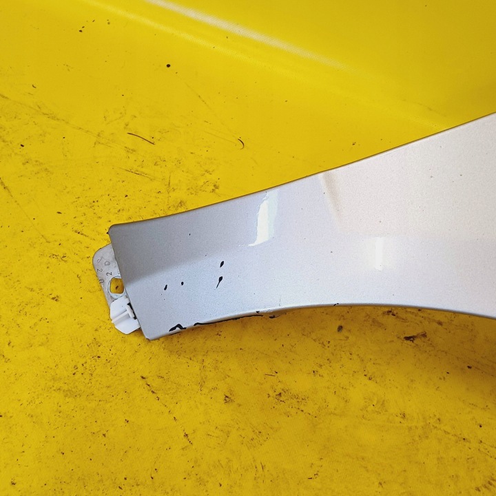AILE DROIT AVANT AVANT MERCEDES A W169 5D HAYON LAK. 791 NR686