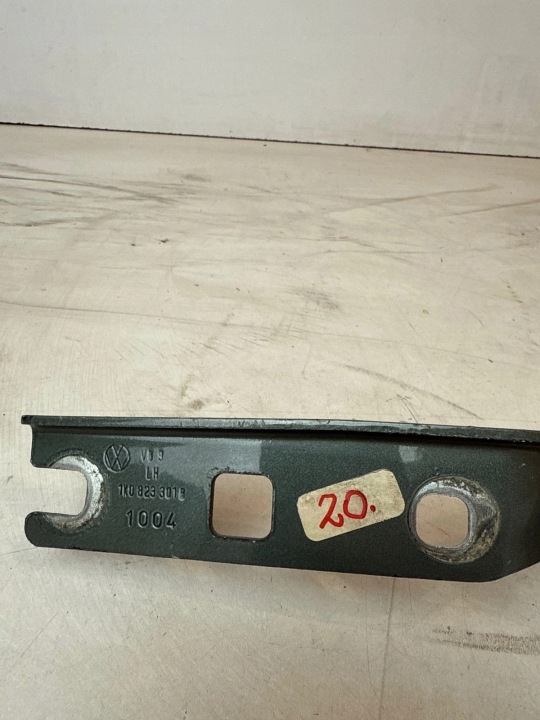 CHARNIÈRE CAPOTS AVANT AVANT GAUCHE VOLKSWAGEN GOLF V