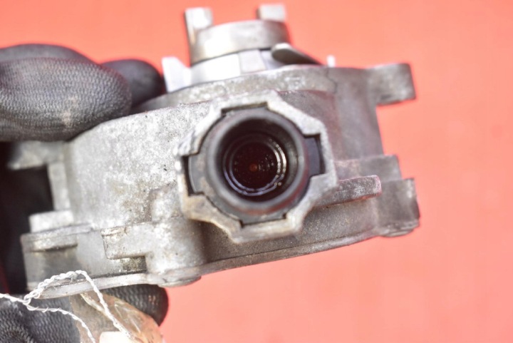 POMPE VIDE VIDE BB5E-2A451-BD FORD ESCAPE 3 III 2.0 ECOBOOST 242 KM 16-20