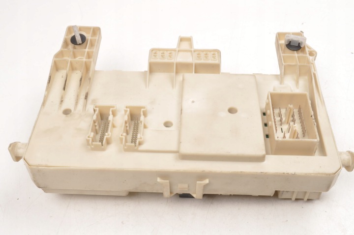 VOLVO C70 II BOÎTE MODULE FUSIBLE 31327215 31268178