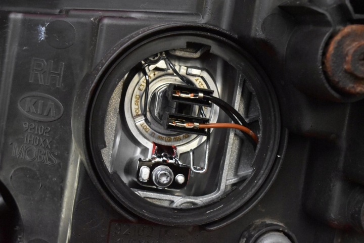PROJECTEUR DROIT PHARE AVANT EUROPE 92102-1H000 KIA CEED 1 I 07-10