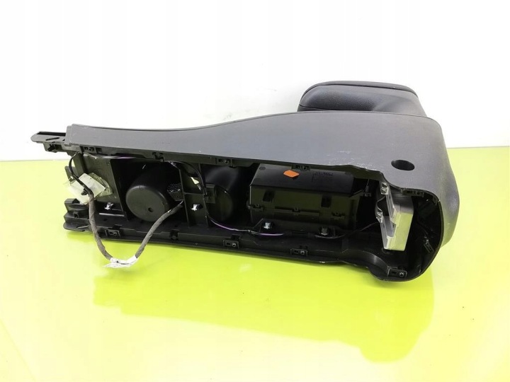 TUNNEL CENTRAL ACCOUDOIR OPEL ZAFIRA TOURER C 498951029 EUROPE