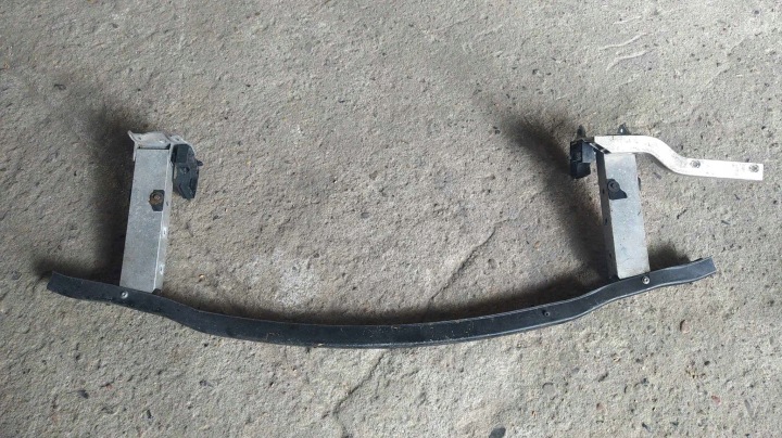 BMW 7 F01 F02 INFÉRIEURE POUTRE PARE-CHOCS ZONES DE DÉFORMATION