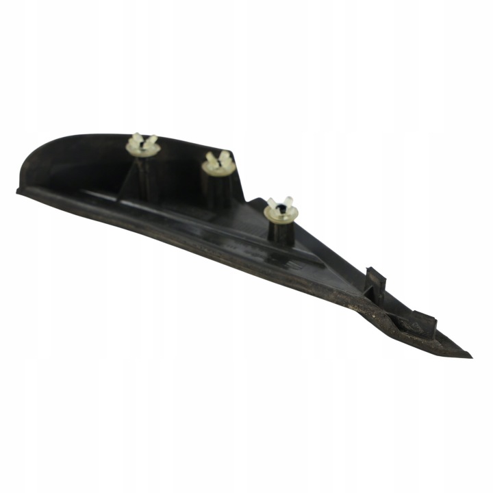 SEAT LEON MK3 TRIANGLE PROTECTION GARDE-BOUE AVANT DROIT NOIR 5F0853274D