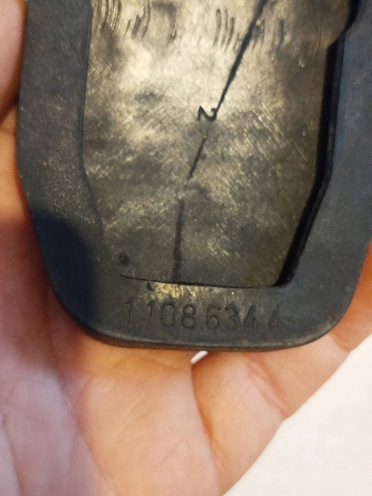 PÉDALE ADHÉRENCE BMW 3 COMPACT (E46) 11086344 2.0L DIESEL 2002
