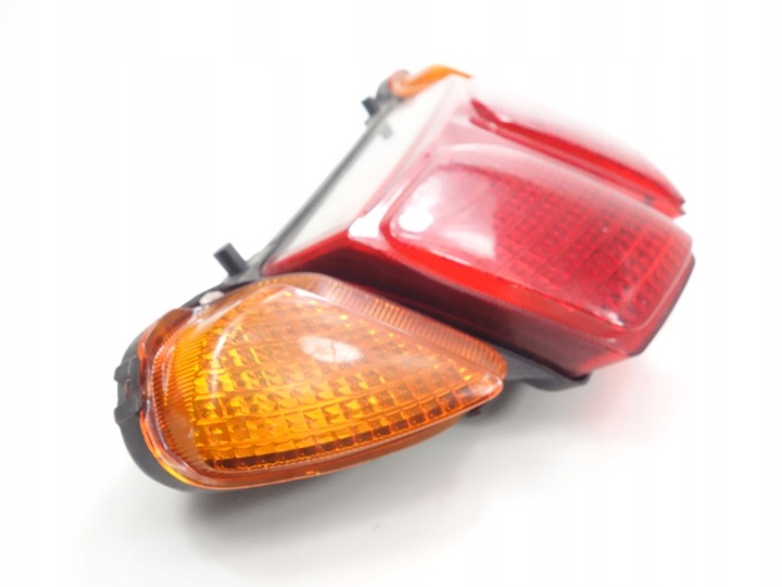 PHARE ARRIÈRE YAMAHA FJR 1300 01-05 RP08 RP11