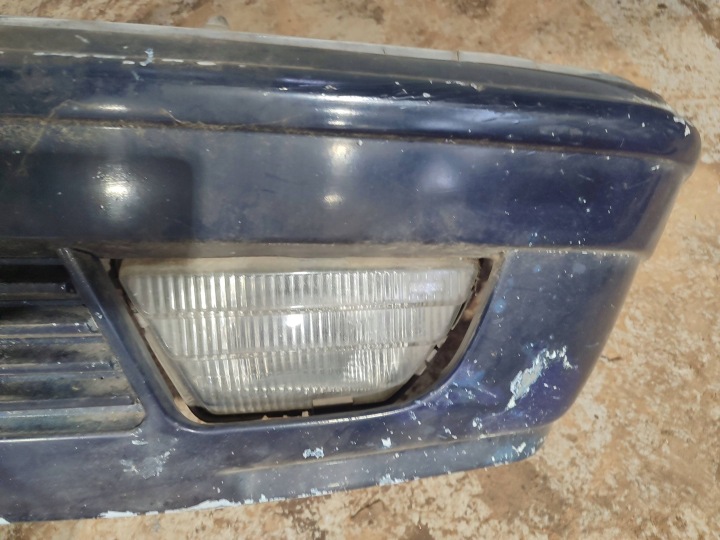 PARE-CHOCS AVANT MERCEDES-BENZ 380 560SEC C126
