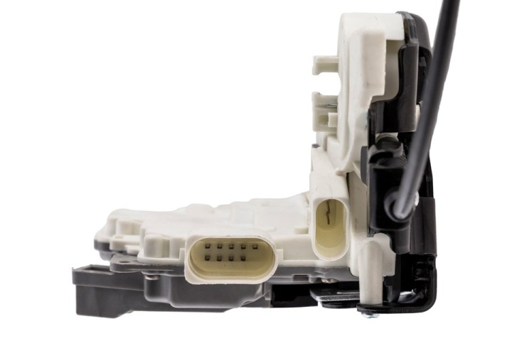 SERVOMOTEUR CENTRAL SERRURE ARRIÈRE CAYENNE 11-/LEWY