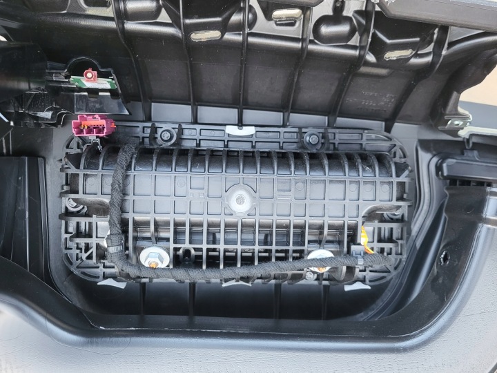 TABLEAU DE BORD CONSOLE COCKPIT VOLVO XC60 II 2 ORIGINAL EUROPE