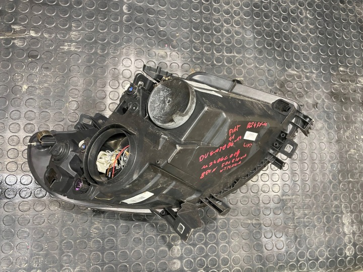 FIAT DUCATO III 3 06-14 JUMPER BOXER PHARE GAUCHE AVANT AVANT