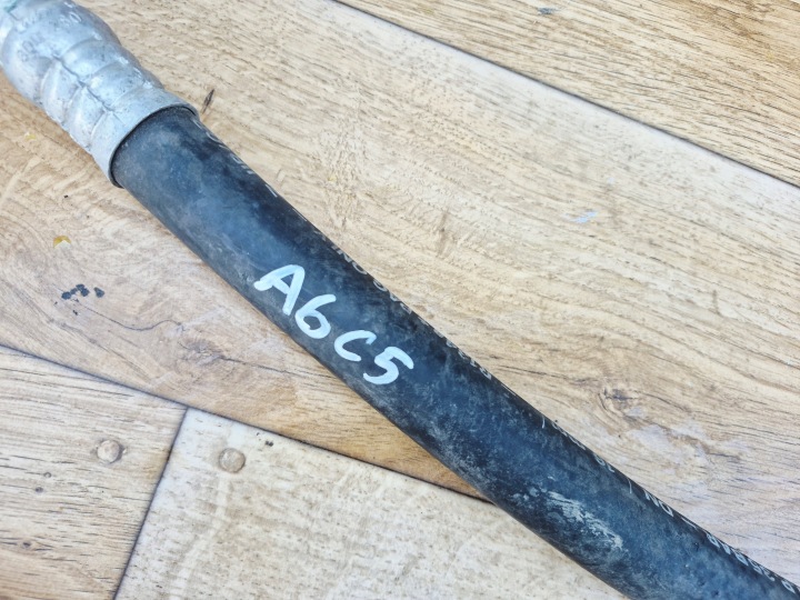AUDI A6 C5 FIL CLIMATISATION 8D0260704B