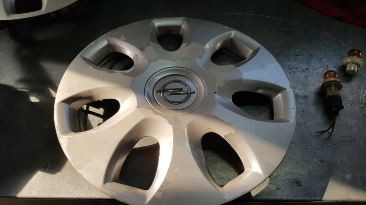 WHEEL COVER OPEL WITH ORIGINAL 16