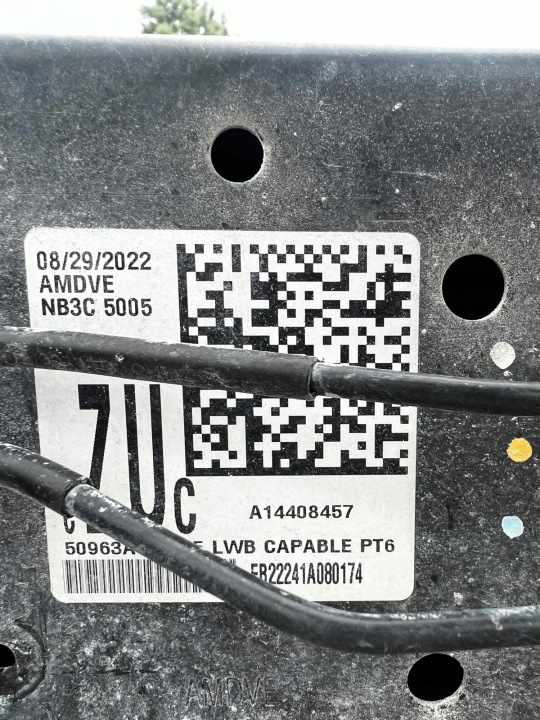 CHÂSSIS LONGERON 4 PORTES LWB FORD BRONCO 21-