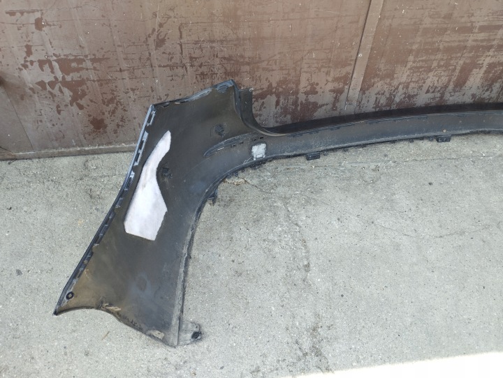PARE-CHOCS ARRIÈRE MERCEDES W206 UNIVERSEL A2068858400