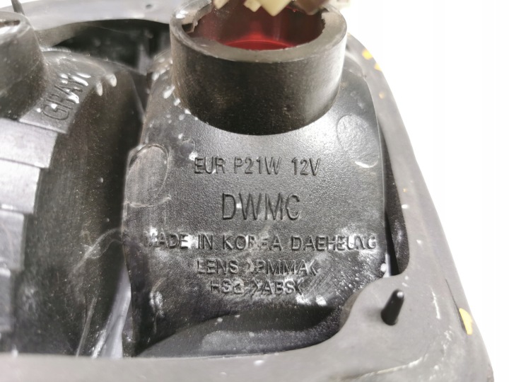 PHARE ARRIÈRE DROITE DANS CLAPET DAEWOO LANOS HAYON 5 PORTES 1997-2006 21-4646R