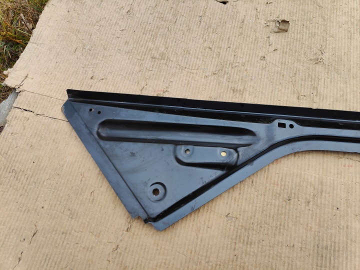 POTEAU VITRES AVANT MERCEDES-BENZ (906-630-05-06) 2010-2018