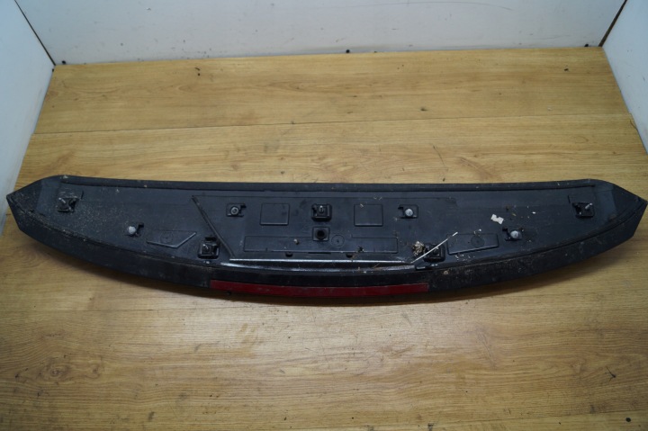 SPOILER SPOILER COUVERCLES DE COFFRE RENAULT CLIO III NV676 UNIVERSEL