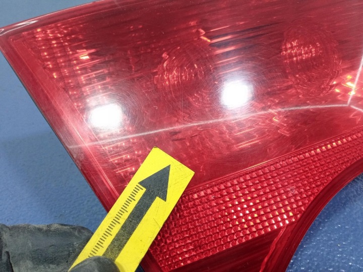 AUDI A4 B7 04-08 AVANT PHARE ARRIÈRE GAUCHE INTÉRIEURE 8E9945093