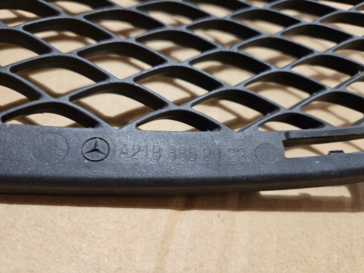GRILLE PARE-CHOCS GAUCHE DROITE MERCEDES CLS W218 AMG