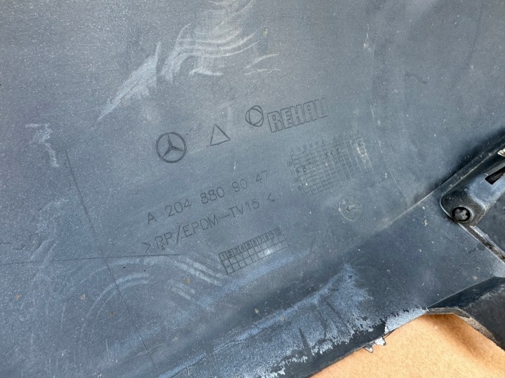 PARE-CHOCS ARRIÈRE ARRIÈRE MERCEDES CKLASA W204 BERLINE LIFT AMG CAPTEURS STATIONNEMENT