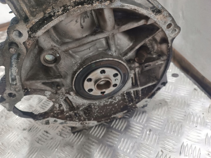MOTEUR POTEAU TOYOTA AURIS I D4D 2007R 1.4D 66KW 1ND-E52CA
