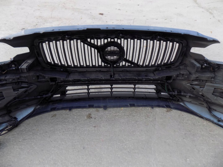 VOLVO V60 II S60 III PARE-CHOCS AVANT COMPLET RONDELLES PEINTURE 714