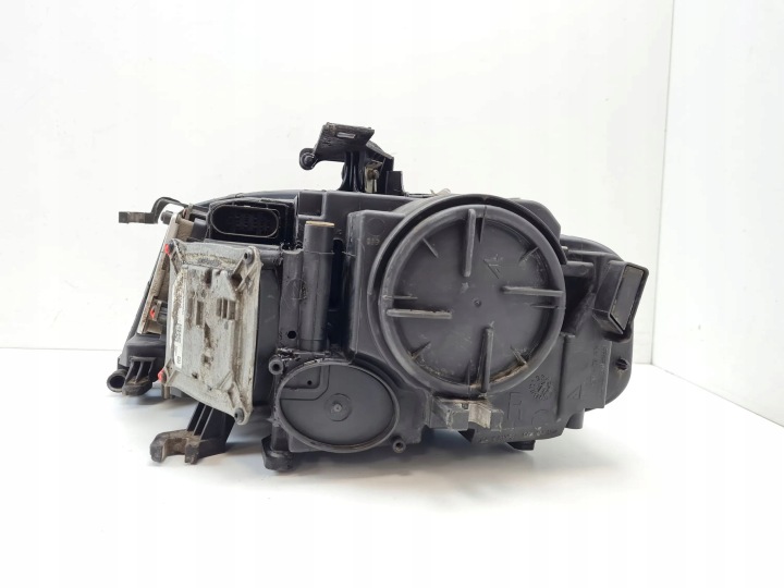 2010 AUDI A4 S4 B8 8K PROJECTEUR 0301240272