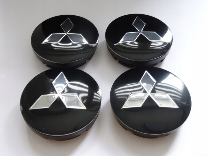 4 PIEZAS DEKLE TAPACUBOS EMBLEMATY PARA DISCOS MITSUBISHI 56 MM CZARNO PLATEADO 