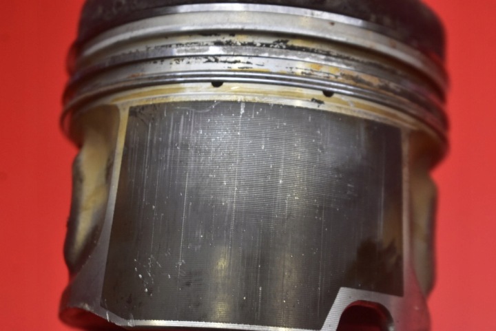 PISTON BIELLE 84L110 BMW F01 3.0 D 313 KM 12-15