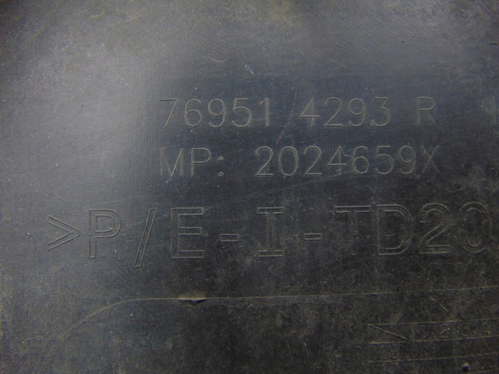 DACIA DUSTER II MOULURE SEUIL DROITE 769514293R
