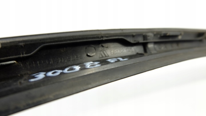 PEUGEOT 3008 LIFT MOULURE PARE-BRISE GAUCHE