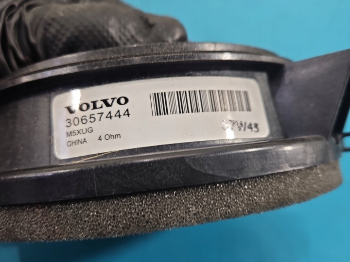 HAUT-PARLEURS ENSEMBLE VOLVO V70 III 30657444 30781066 30781065