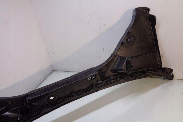 PLASTYK ESSUIE-GLACES AVANT BMW 5 (F10) 7203125 2.0L DIESEL 155KW 2011