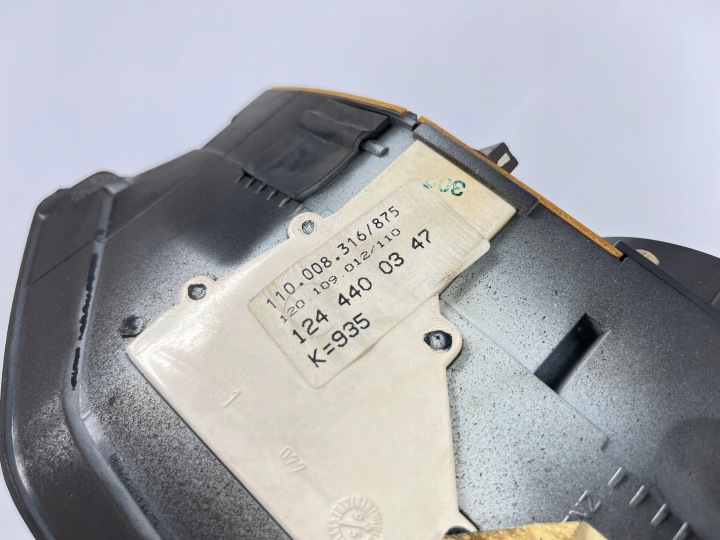 COMPTEUR COMPTEUR MERCEDES W124 E200 200E E220 220E M111 1244400347 SRS ABS