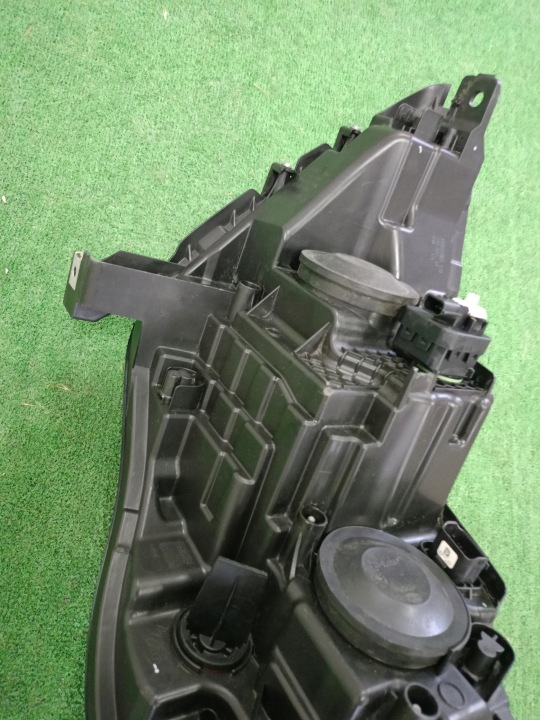 PHARE GAUCHE AVANT AVANT RENAULT SCENIC IV