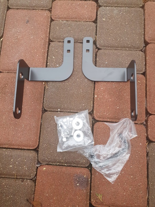CANALISATIONS AVANT CHROME NISSAN NAVARA 4 D23 ALASKAN