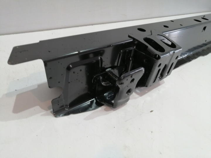 BMW F39 F45 F48 RENFORCEMENT SEUIL DROIT SEUIL
