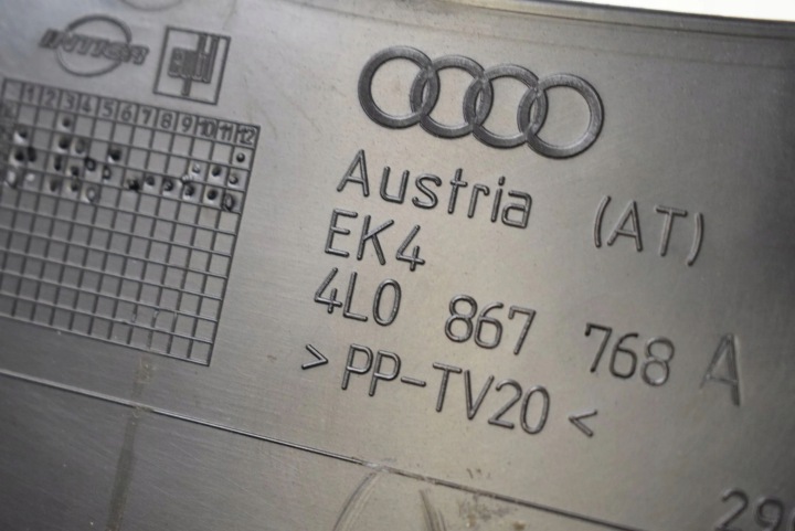 AUDI Q7 4L 2007 DROITE CÔTÉ PROTECTION CENTRALE MONTANTS C