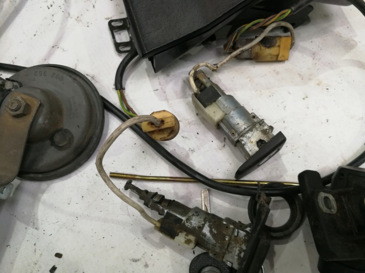 ALARME ORIGINAL SERRURES CLÉ ENSEMBLE MERCEDES 190E W201