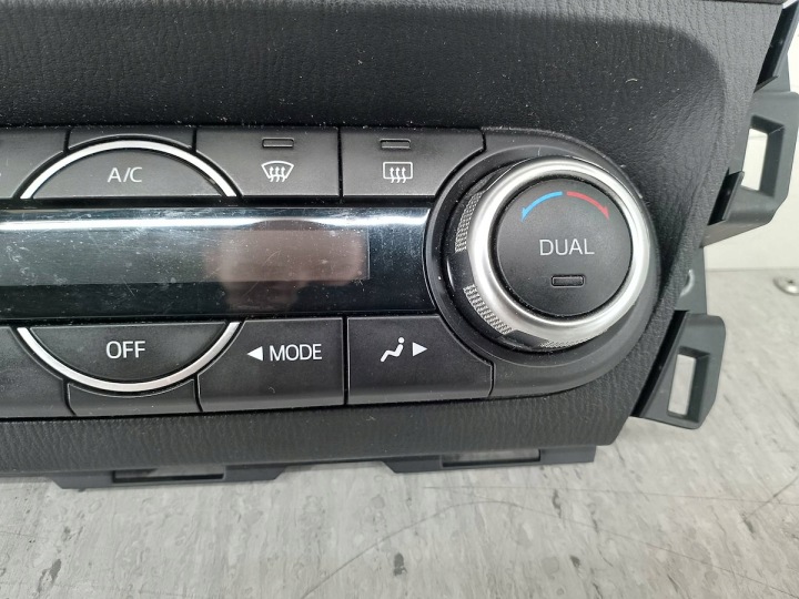 PANNEAU CONDUIT D'AIR MAZDA 3 III BHT161190E VPDALH-18C612-AF